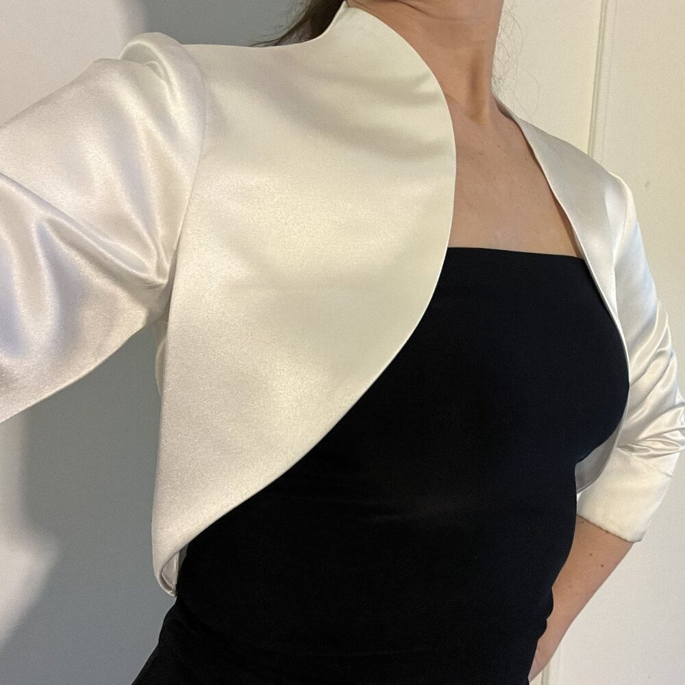 Satin 1/2 Sleeves Elegant Cocktail Wrap Bolero (Small)